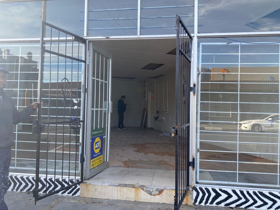 To Let commercial Property for Rent in Claremont Western Cape